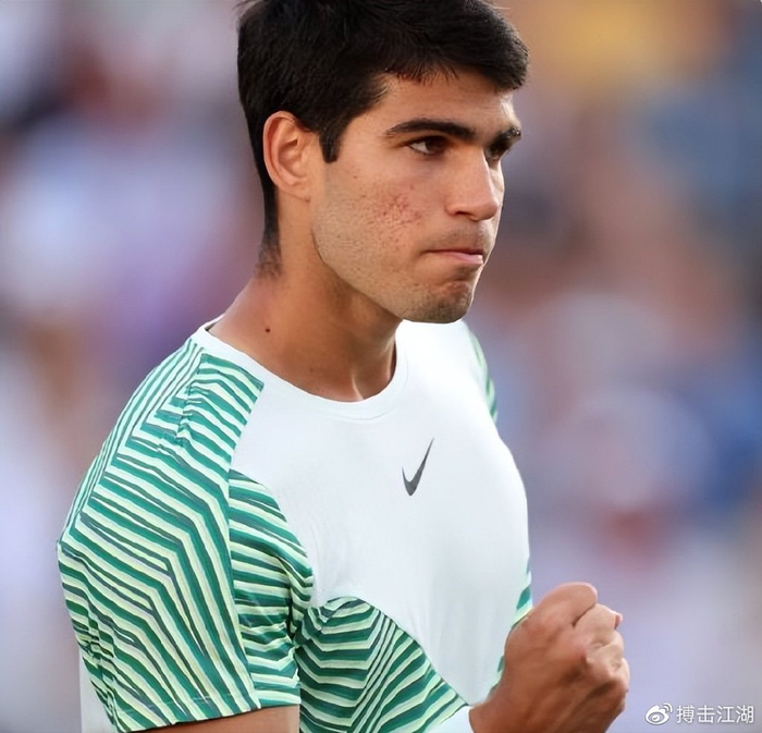 不仅意味着 不仅意味着