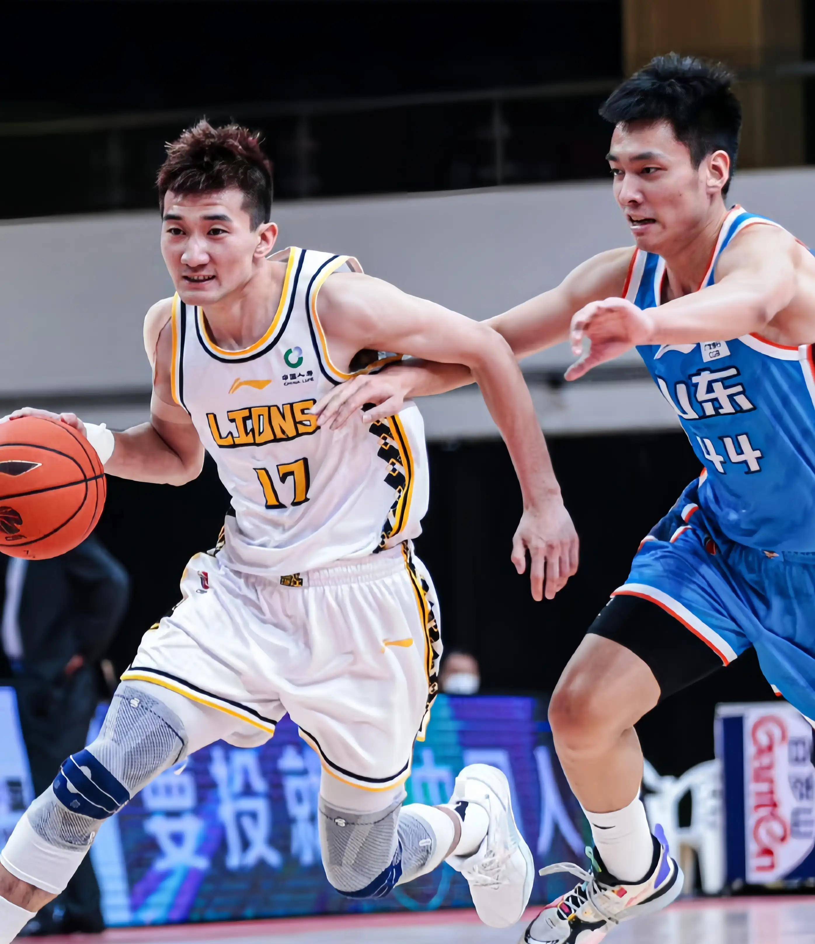 后卫在第三 后卫在第三