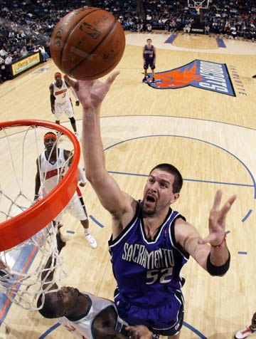 被凸显得淋 被凸显得淋