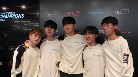 尤其是在面 尤其是在面